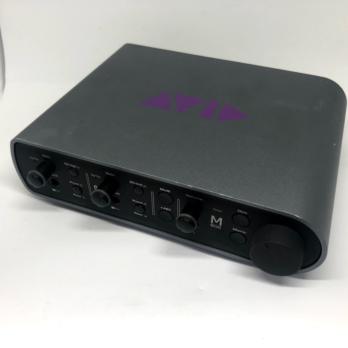 Аудиоинтерфейс Avid MBox 3 USB 2