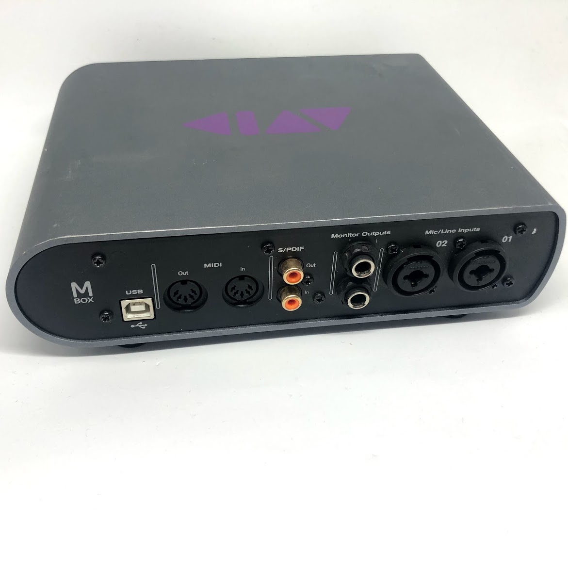 Аудиоинтерфейс Avid MBox 3 USB 3
