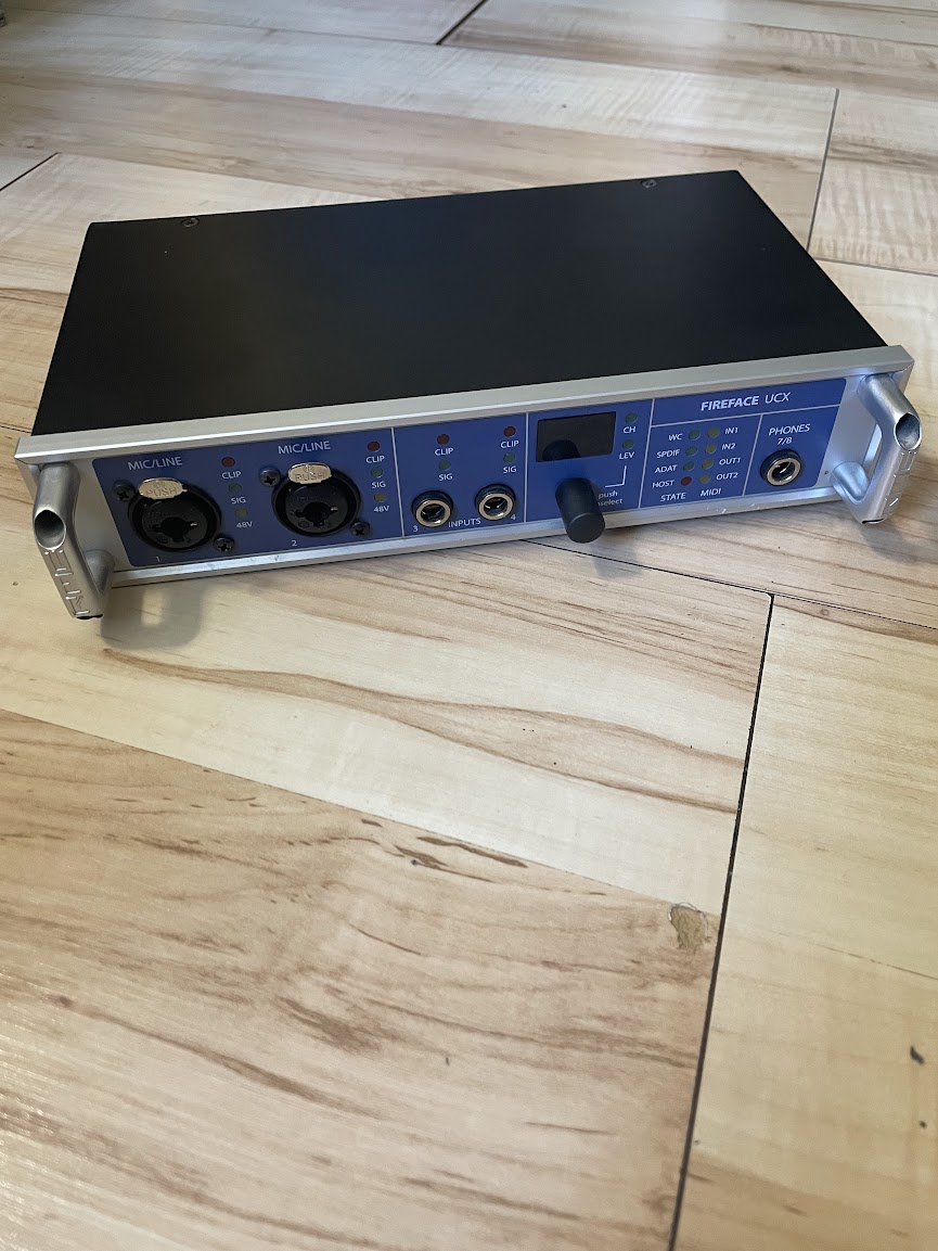 Звуковая FireWire карта RME Fireface UCX