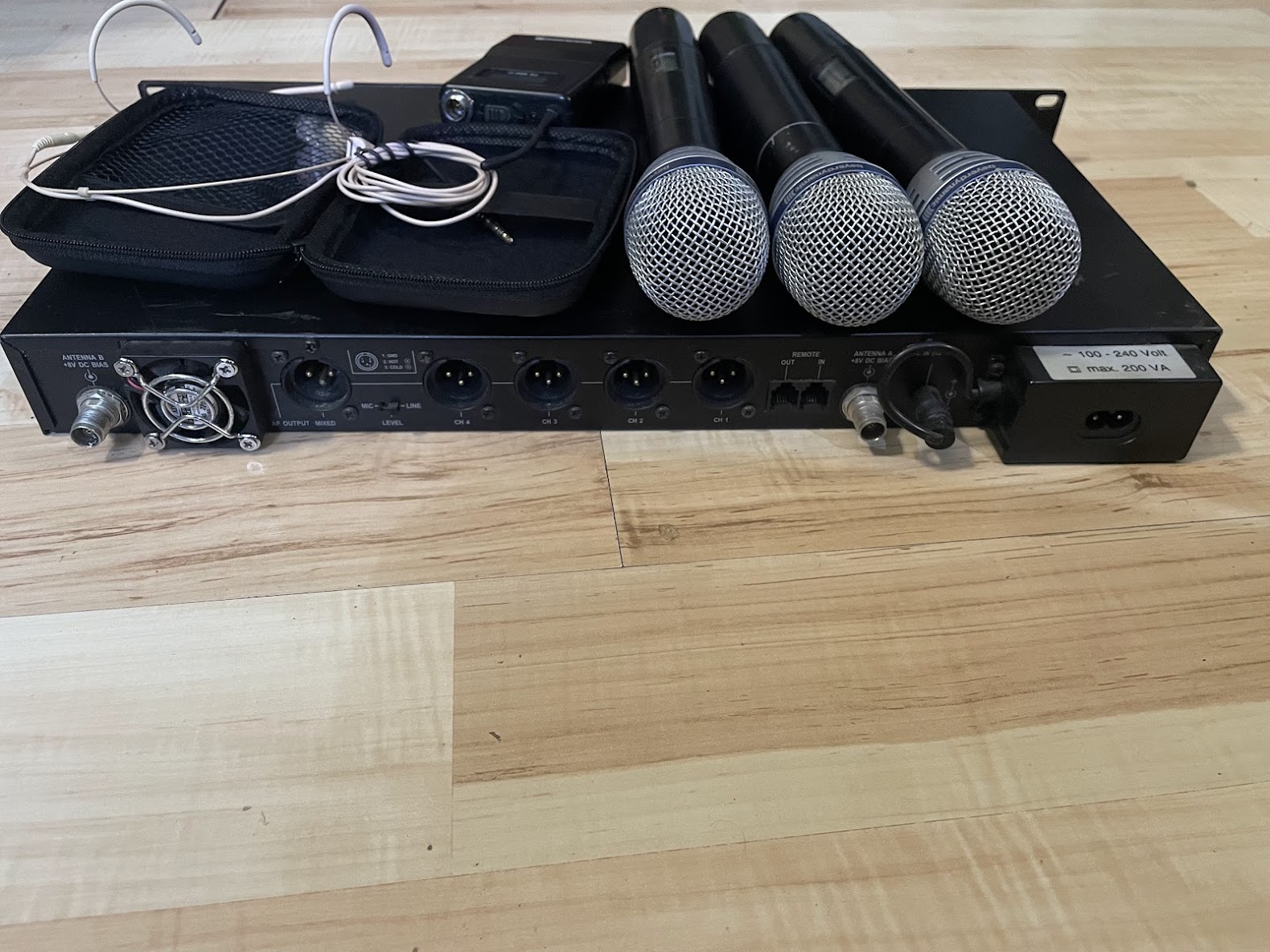 Радиосистема Beyerdynamic Opus 800q 4
