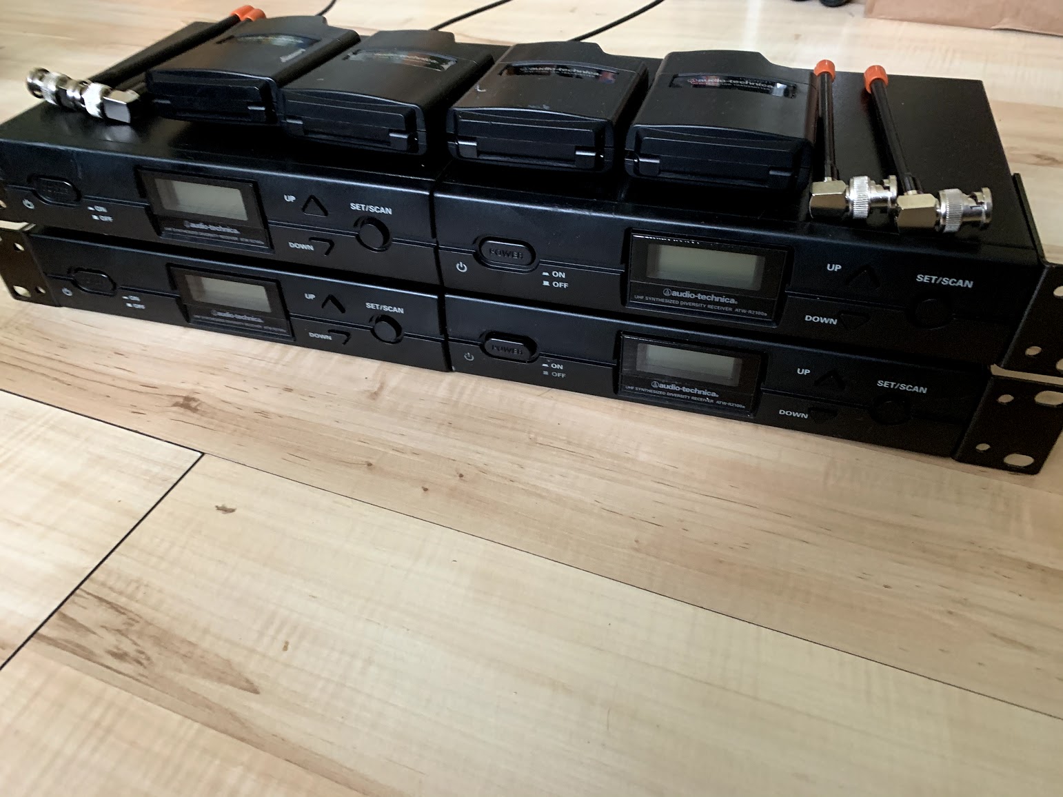 Петличная радиосистема Audio-Technica ATW 2110b 3