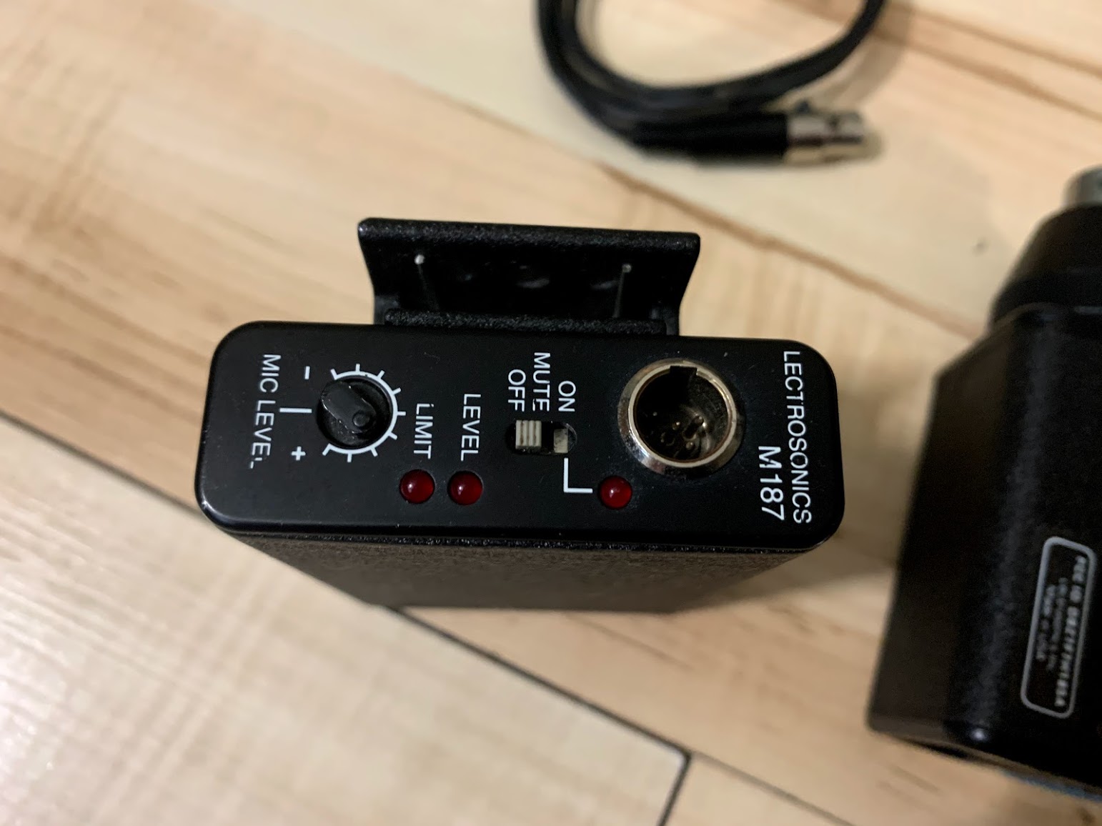 Радиосистема накамерная Lectrosonics CR185/M187/H187 3
