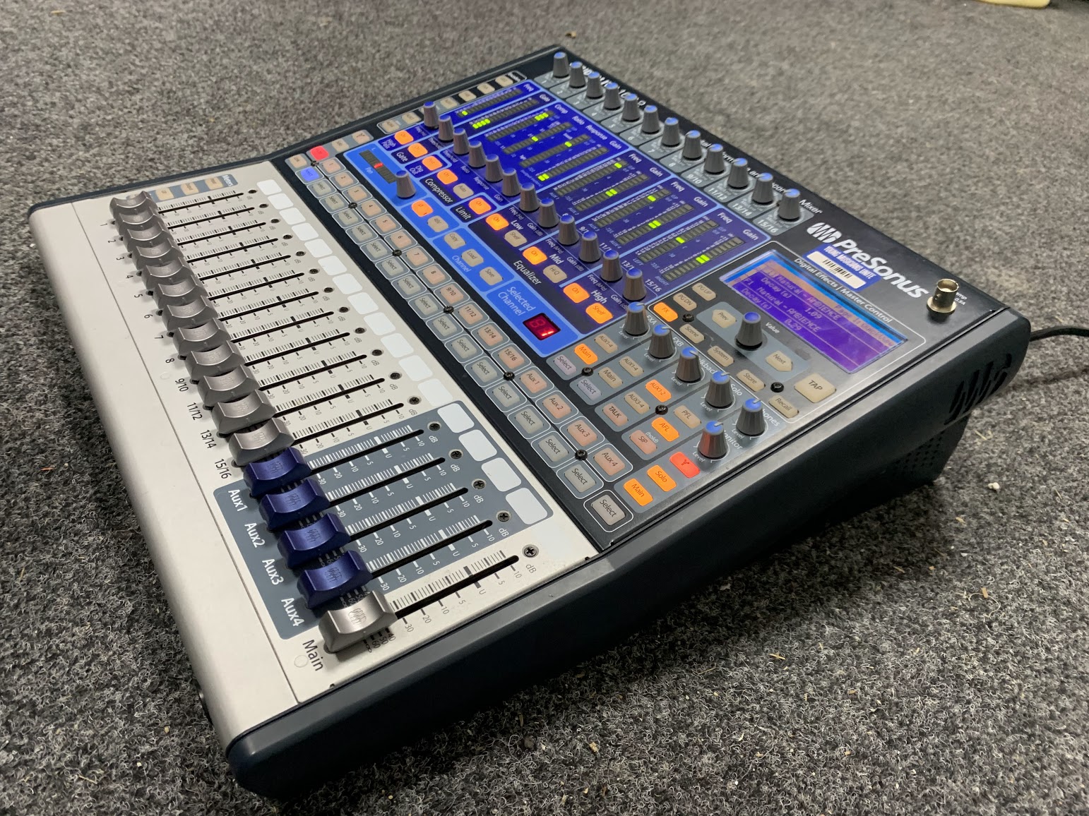 Цифровой микшер Presonus StudioLive 16.0.2 3