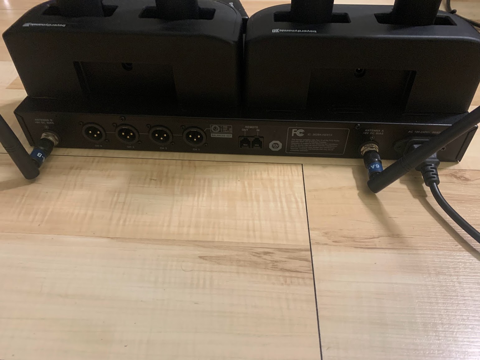 Радиосистема Beyerdynamic Opus 900q 2