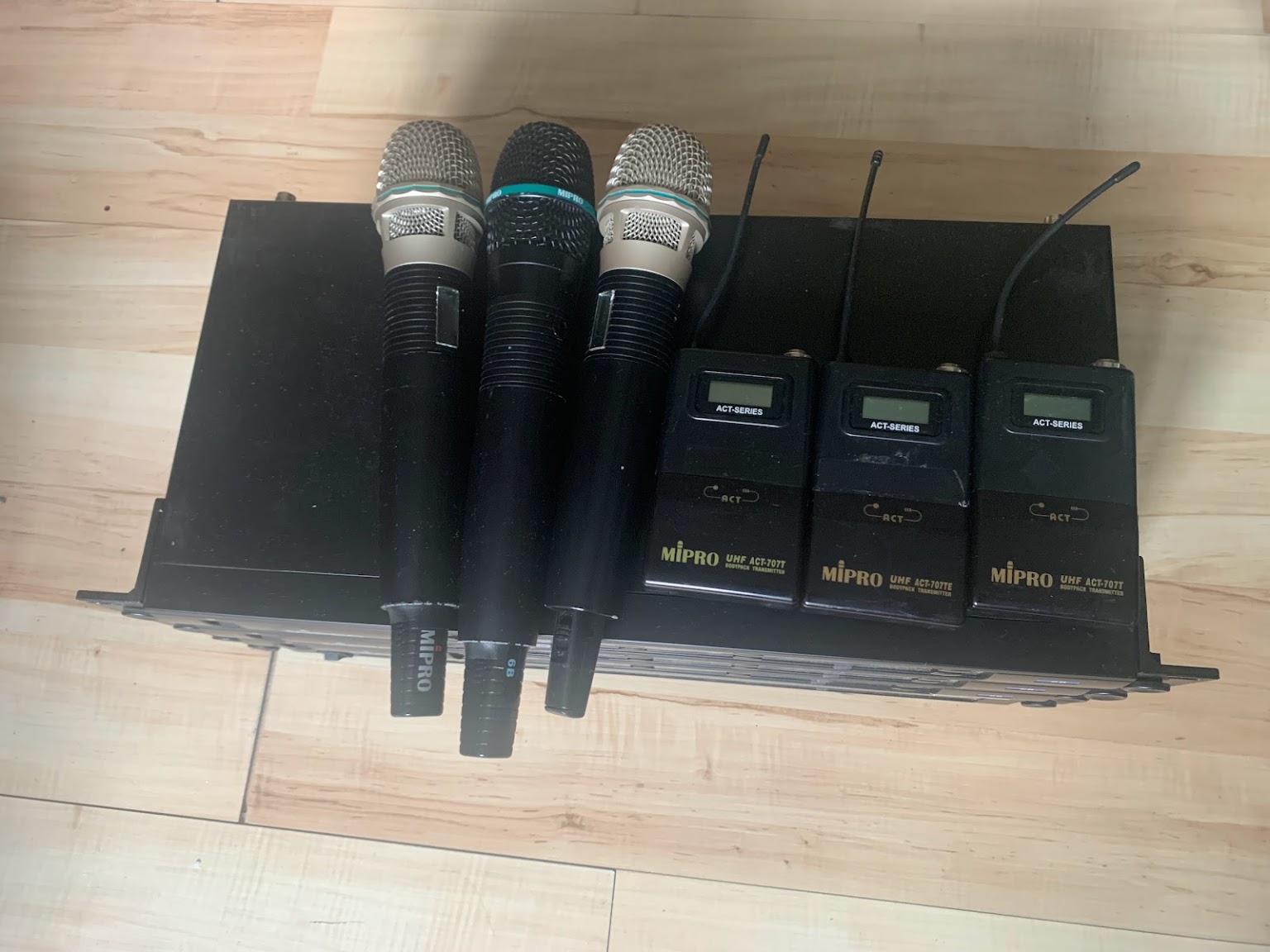 Радиосистема Mipro ACT 707D HH BP 2