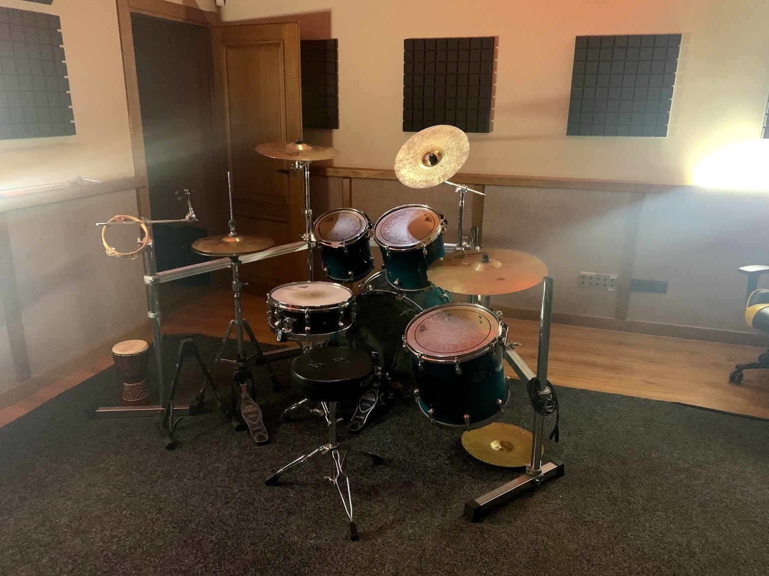Ударная установка Tama Starclassic Maple
