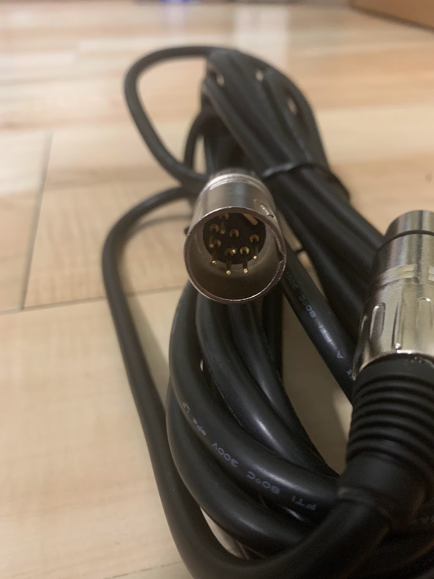 Кабель для ламповых микрофонов The T.Bone XLR 7-pin Cable 3