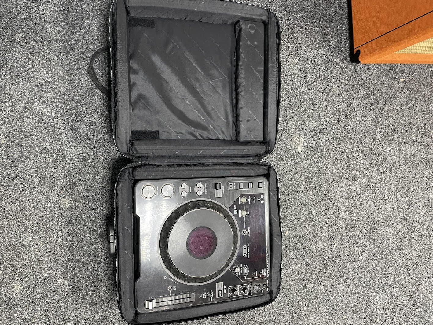 Сумка UDG Ultimate Pioneer CD Player/Mixer Bag Large 4