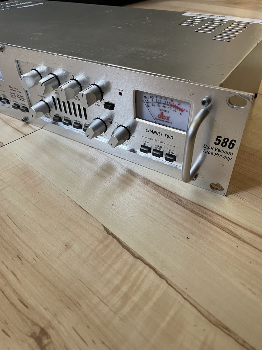 2 канальный ламповый преамп DBX 586 2