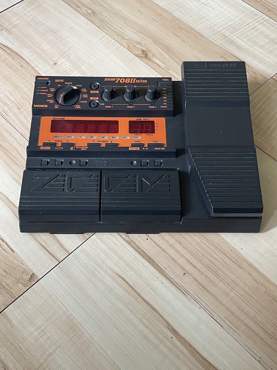 Процессор для бас-гитары Zoom 708II Bass