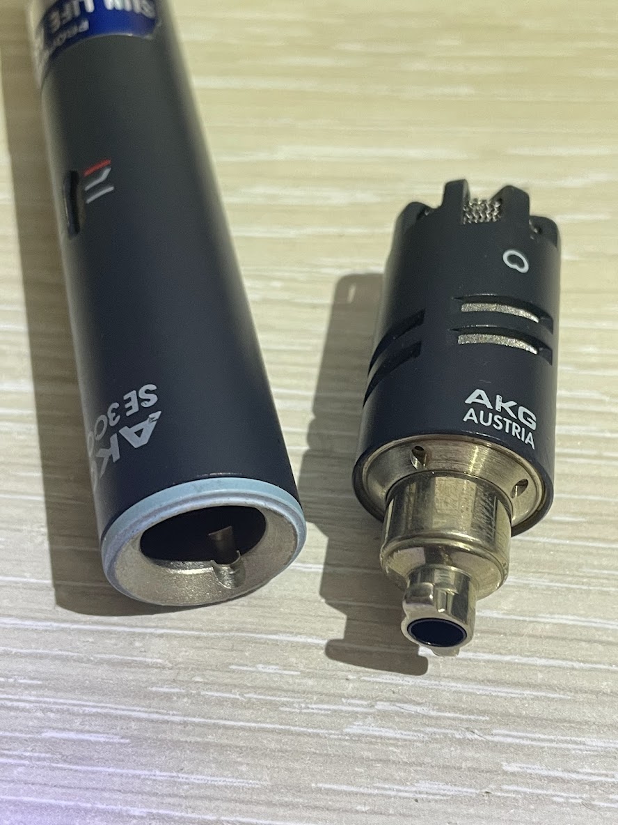 Инструментальный микрофон AKG C391 B 4